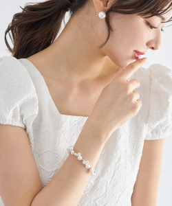 カラービーズ×パールヘアゴム／ブレスレット【amicizia アミチーツィア】 tocco closet(トッコクローゼット) ※セレクトアイテム　＊スペシャルプライス品につき返品/キャンセル/配送日指定不可/ラッピング不可/少量在庫のセールの為交換は出来かねる場合がございます。