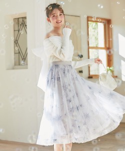 フラワープリントチュールフレアスカート 4月14日(月)オフィシャルサイト限定再販☆【dahlina ダーリナ】 tocco closet(トッコクローゼット)※少量の在庫確保による再販売の為、交換は出来かねる場合がございます。予めご了承ください。