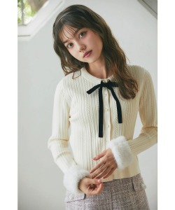 ２ＷＡＹ袖口ファー付きパール釦ニットカーディガン 10月1日(水)再販決定☆【fabella ファビーラ】 tocco closet(トッコクローゼット)