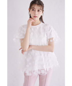 シアーフラワーモチーフカットプルオーバー 6月26日(木)再販決定☆【fadina ファディナ】 tocco closet(トッコクローゼット)　※少量の在庫確保による再販売の為、交換は出来かねる場合がございます。予めご了承ください。