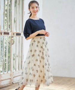 ハート柄チュールフレアスカート【fantasia ファンタジーア】 tocco closet(トッコクローゼット)　＊スペシャルプライス品につき返品/キャンセル/配送日指定不可/ラッピング不可/少量在庫のセールの為交換は出来かねる場合がございます。