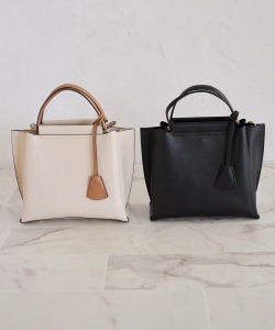 ２ＷＡＹショルダー＆キーチャーム付きバッグ【fantina ファンティナ】 tocco closet(トッコクローゼット) ※セレクトアイテム ＊スペシャルプライス品につき返品/キャンセル/配送日指定不可/ラッピング不可/少量在庫のセールの為交換は出来かねる場合がございます。