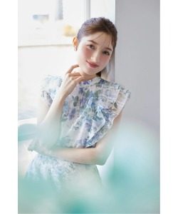 ガーデンローズプリントシアーチェックフリルブラウス ※こちらの商品は上下セットアイテムではございません。※少量の在庫確保による再販売の為、交換は出来かねる場合がございます。予めご了承ください。