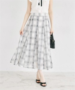 シアープリントロングフレアスカート tocco closet(トッコクローゼット) ＊スペシャルプライス品につき返品/キャンセル/配送日指定不可/ラッピング不可/少量在庫のセールの為交換は出来かねる場合がございます。