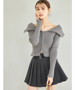 ダブルベルト付きプリーツミニスカパン【laverry ラヴェリー】 tocco closet(トッコクローゼット)　＊スペシャルプライス品につき返品/キャンセル/配送日指定不可/ラッピング不可/少量在庫のセールの為交換は出来かねる場合がございます。