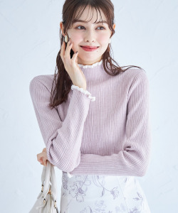 マシュマロタッチ配色フリルリブニットプルオーバー 1月8日(水)オフィシャルサイト限定ピンク、オフホワイト再販☆【lerone リローネ】 tocco closet(トッコクローゼット)※少量の在庫確保による再販売の為、交換は出来かねる場合がございます。予めご了承ください。