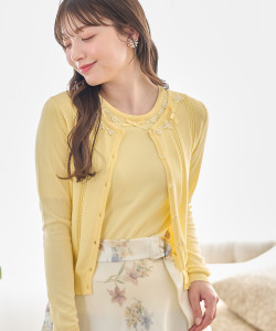 リボン＆パールビジュー付き透かし編みカーディガン【lomile ロミール】 tocco closet(トッコクローゼット)　＊スペシャルプライス品につき返品/キャンセル/配送日指定不可/ラッピング不可/少量在庫のセールの為交換は出来かねる場合がございます。