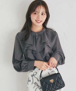 ラッフルフリルケープブラウス 4月7日(月)オフィシャルサイト限定再販☆【lysanne リセン】 tocco closet(トッコクローゼット)※少量の在庫確保による再販売の為、交換は出来かねる場合がございます。予めご了承ください。