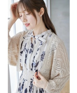 カギ編みスカラップニットボレロ  【madina マディーナ】 tocco closet(トッコクローゼット)＊スペシャルプライス品につき返品/キャンセル/配送日指定不可/ラッピング不可/少量在庫のセールの為交換は出来かねる場合がございます。