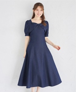 リボンモチーフ付きバックレースアップデニムワンピース  tocco closet   ※「＊お取り扱いのご注意＊」をご確認の上ご購入ください。＊スペシャルプライス品につき返品/キャンセル/配送日指定不可/ラッピング不可/少量在庫のセールの為交換は出来かねる場合がございます。