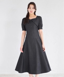リボンモチーフ付きバックレースアップデニムワンピース  tocco closet   ※「＊お取り扱いのご注意＊」をご確認の上ご購入ください。＊スペシャルプライス品につき返品/キャンセル/配送日指定不可/ラッピング不可/少量在庫のセールの為交換は出来かねる場合がございます。