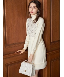 裾ファー付きタートルネックジャガードニットワンピース【milliana】 tocco closet(トッコクローゼット)＊スペシャルプライス品につき返品/キャンセル/配送日指定不可/ラッピング不可/少量在庫のセールの為交換は出来かねる場合がございます。