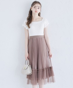 プリーツ×フリルチュールフレアスカート 【moache モーシェ】 tocco closet(トッコクローゼット)　＊スペシャルプライス品につき返品/キャンセル/配送日指定不可/ラッピング不可/少量在庫のセールの為交換は出来かねる場合がございます。