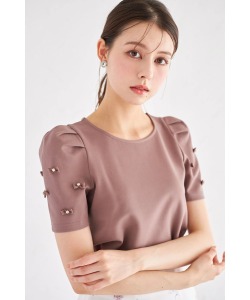 ビジュー×リボン付きパワーショルダーTシャツ【neefli】 tocco closet(トッコクローゼット)＊スペシャルプライス品につき返品/キャンセル/配送日指定不可/ラッピング不可/少量在庫のセールの為交換は出来かねる場合がございます。