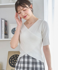 カシュクールリブニットプルオーバー【nerine ネリン】 tocco closet(トッコクローゼット)　＊スペシャルプライス品につき返品/キャンセル/配送日指定不可/ラッピング不可/少量在庫のセールの為交換は出来かねる場合がございます。
