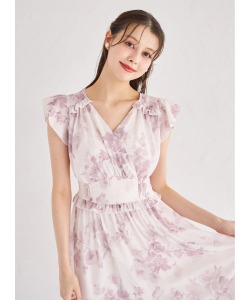 フリル付きウエストシャーリングフラワープリントカシュクールワンピース tocco closet  ＊スペシャルプライス品につき返品/キャンセル/配送日指定不可/ラッピング不可/少量在庫のセールの為交換は出来かねる場合がございます。