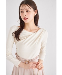 ドレープアシメリブカットプルオーバー 4月21日(月)オフィシャルサイト限定再販☆【quinelle キュイネル】 tocco closet(トッコクローゼット)※少量の在庫確保による再販売の為、交換は出来かねる場合がございます。予めご了承ください。