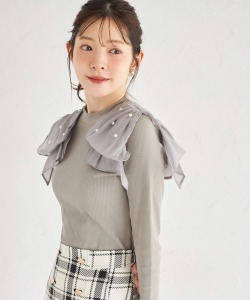 肩リボン＆パール付きリブカットプルオーバー   12月25日(水)アッシュグレー再販決定☆【rinous リノウス】 tocco closet(トッコクローゼット)　※鈴木ゆうかさんはライトベージュ着用