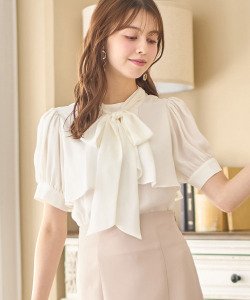 マルチＷＡＹボウタイリボン付きヨーク切り替えブラウス【robyn ロビン】 tocco closet(トッコクローゼット) 8/11スタート！スペシャルプライス＊スペシャルプライス品につき返品/交換/キャンセル/配送日指定不可/ラッピング不可