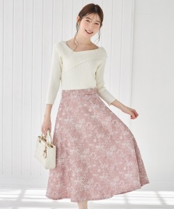 フラワージャカードフレアスカート 4月10日(木)オフィシャルサイト限定再販☆【seliora セリオラ】 tocco closet(トッコクローゼット)　※少量の在庫確保による再販売の為、交換は出来かねる場合がございます。予めご了承ください。