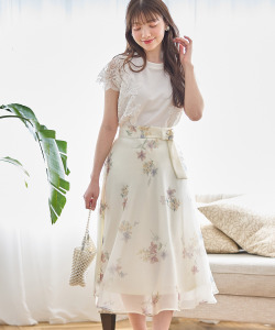 サイドベルト付きシアーフラワープリントフレアスカート8月3日(木)ホワイト再販決定☆【soliva ソリーヴァ】 tocco closet(トッコクローゼット)