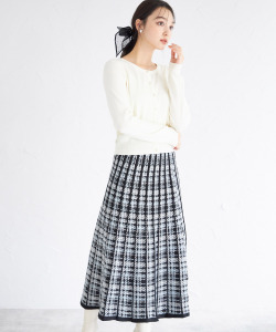 チェックニットフレアスカート【vonary ヴォナリー】 tocco closet(トッコクローゼット)＊スペシャルプライス品につき返品/キャンセル/配送日指定不可/ラッピング不可/少量在庫のセールの為交換は出来かねる場合がございます。