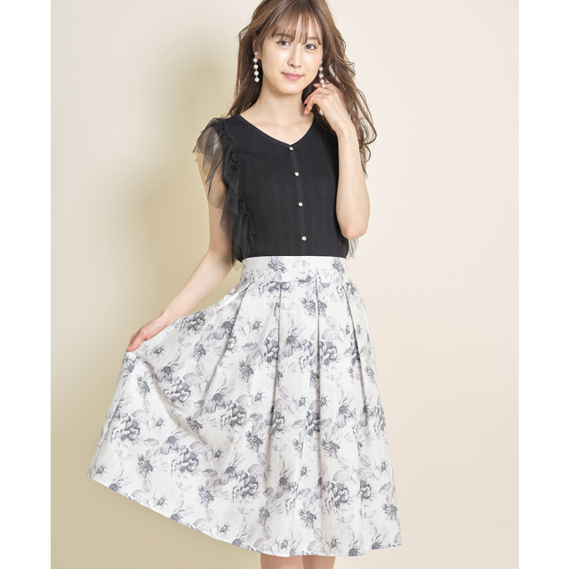 トッカ M 花柄フレアスカート春夏ライトグリーン フラワープリント  