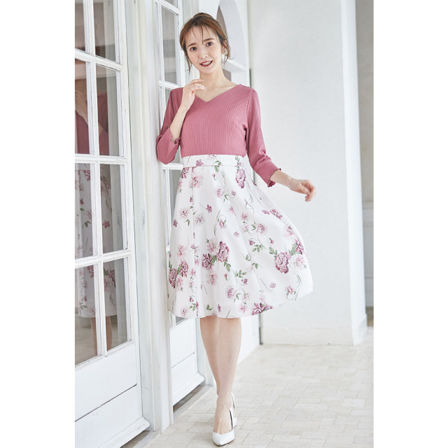 袖口メローフリルリブカットソー×フラワープリントドッキングワンピース 