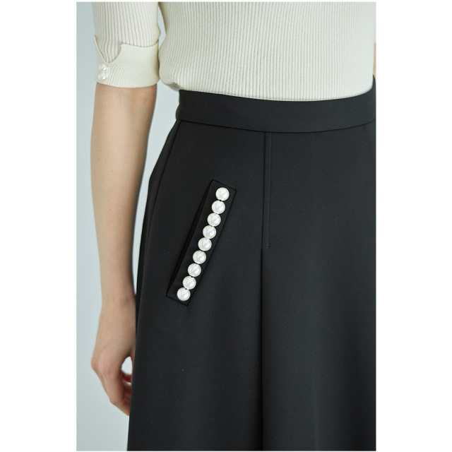 ポケットパール付きダイバータックフレアスカート 