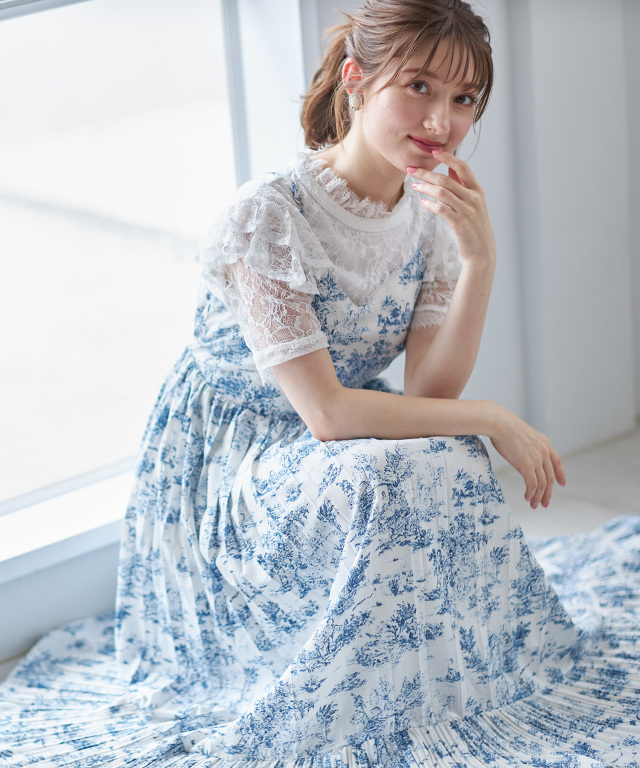 フリルレースブラウス トワルドジュイプリーツキャミワンピースセット Staff Product Planning