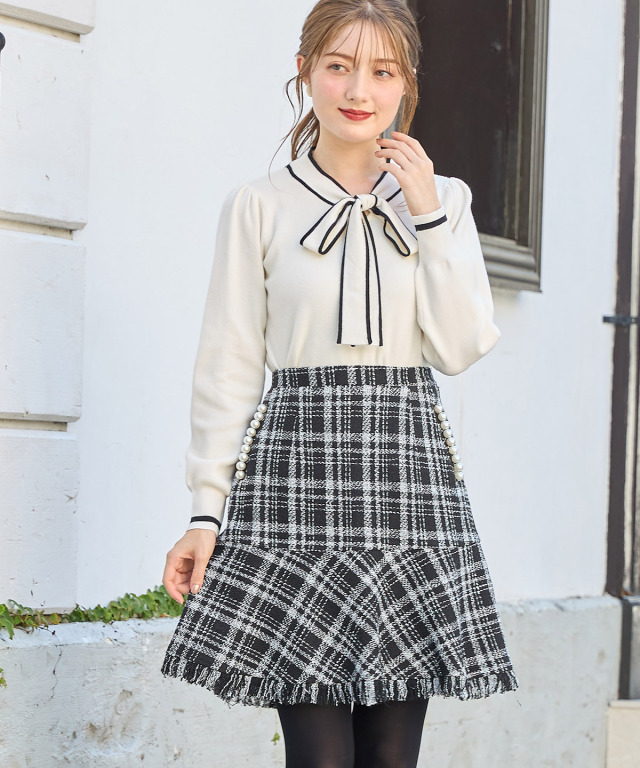 ポケットパール付き裾フリンジツイードミニスカート 