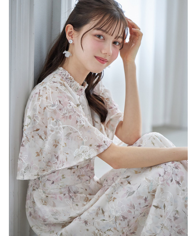トッカ TOCCA フラワー 刺繍 ドレス ワンピース フレンチスリーブ  