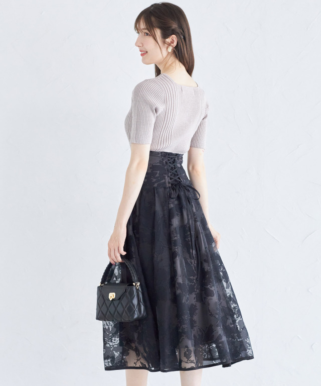 Miyan様 ご予約品 ステッチ入りタックフレアスカート