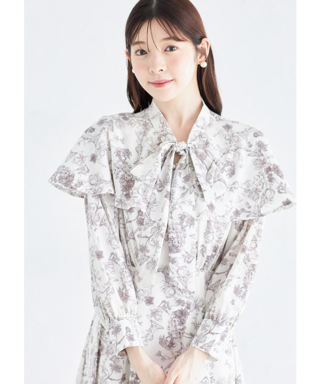 〈新品タグ付き〉TOCCA  ショルダーリボンワンピース　ピンク　半袖　150 リボン付きオフショルフラワープリントワンピース