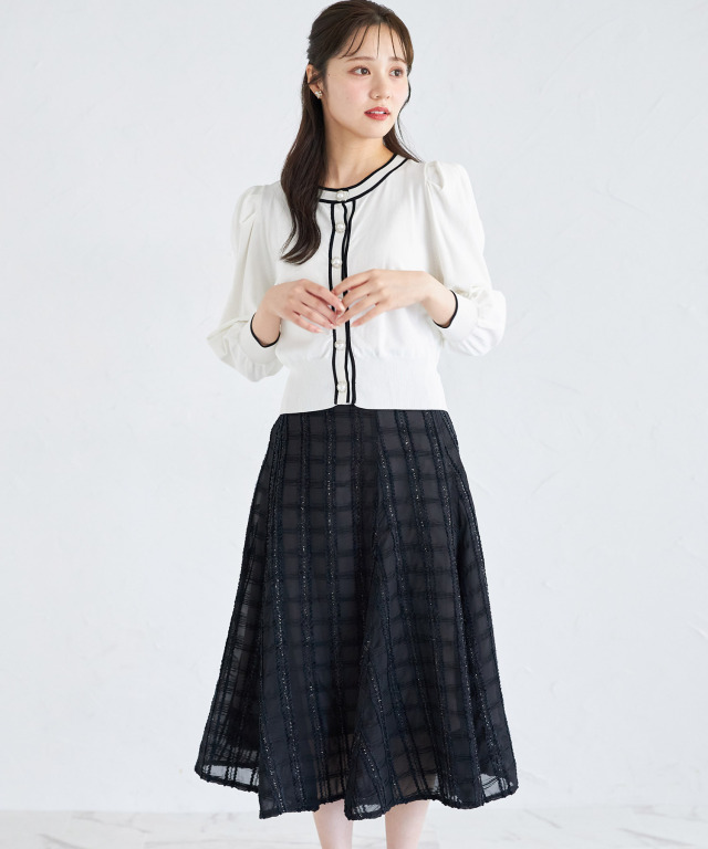 立体ラメ刺繍レースフレアスカート 