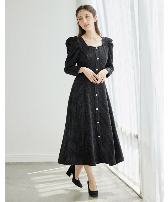 パール飾り釦付きパワーショルダーラメツイードワンピース 