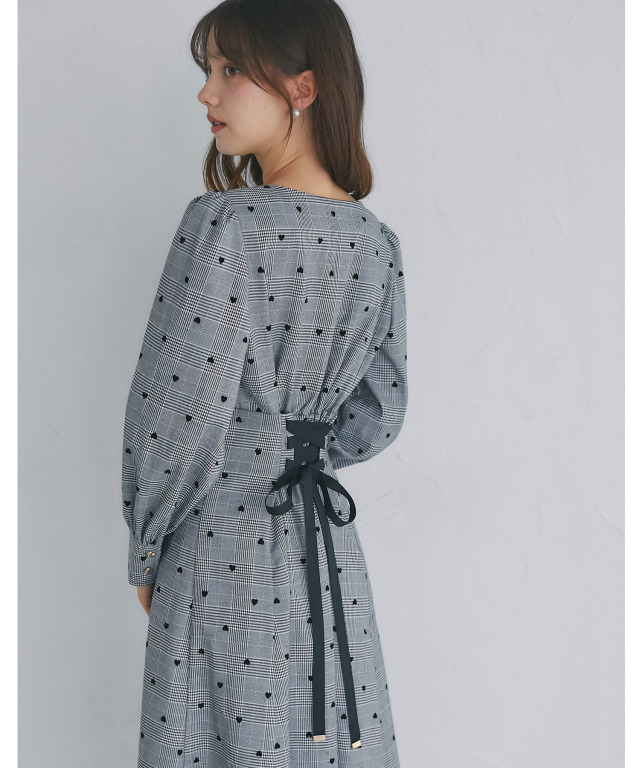 ハート釦バックレースアップハートフロッキー×チェックワンピース 
