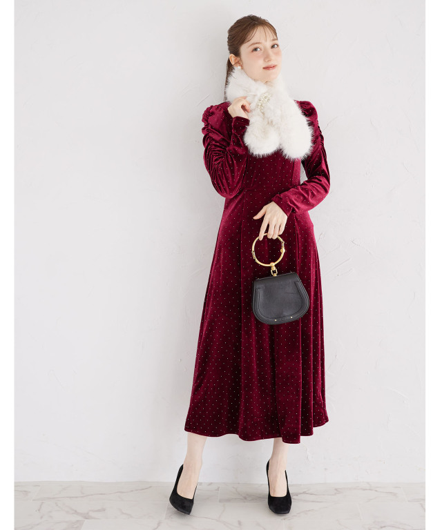 ストーン付きパワーショルダーカットベロアワンピース