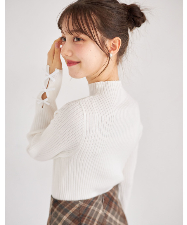 シフォンリボン付きタートルプルオーバー