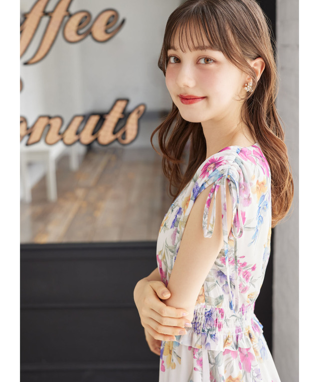 肩ドロストリボン付きフラワープリントウエストシャーリングワンピース　PINK トッコクローゼット tocco closet 肩ドロストリボン付きフラワー