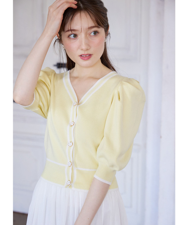 トッコクローゼット tocco closet フラワー釦パワーショルダー配色ニットカーディガン 楽天市場】フラワー釦パワーショルダー配色ニットカーディガン