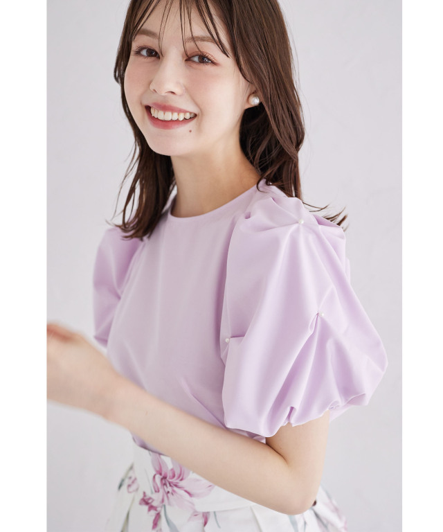 トッコクローゼット tocco closet 袖パール付きスモッキングブラウス 袖パール付きスモッキングブラウス
