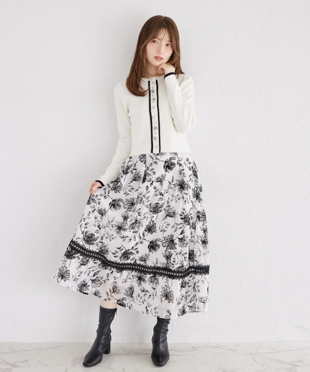 バックレースアップシアーフロッキーフラワータックボリューム