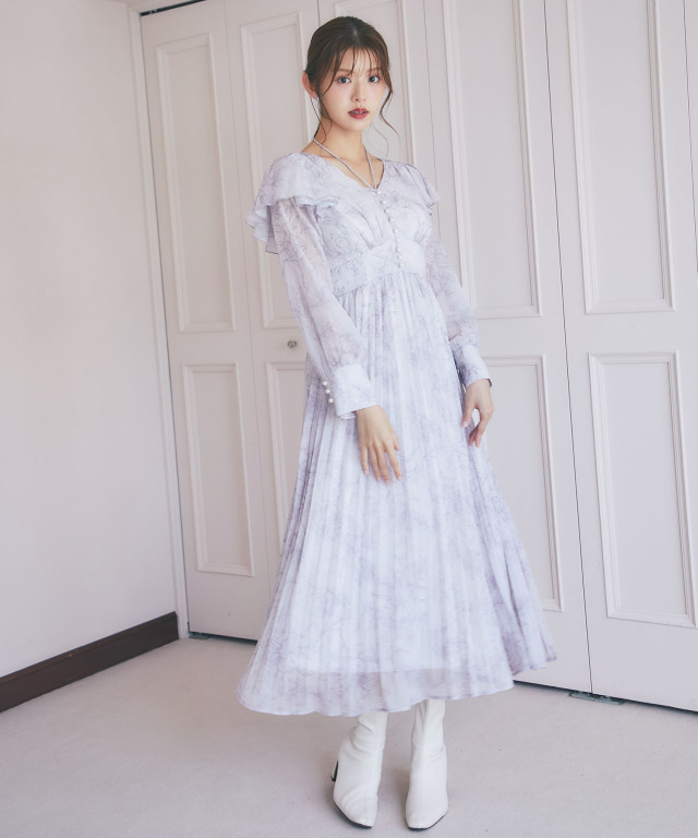 ラインフラワープリントシャーリングプリーツワンピース