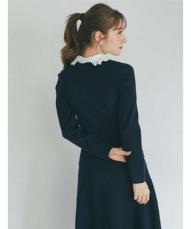 タグ付き✨ Rene パール襟付き 膝丈ワンピース ニット ダークネイビー 36 タグ付き✨ Rene パール襟付き 膝丈ワンピース ニット ダークネイビー