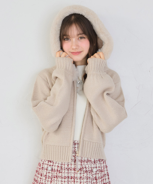 ファー付きニットパーカー