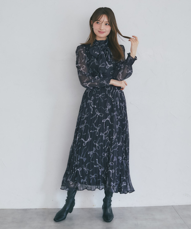 コムデギャルソン　コムコム　24AW ボウタイリボンワンピース pumpkin port ワンピース 配色ボウタイリボン ベルト付ロング