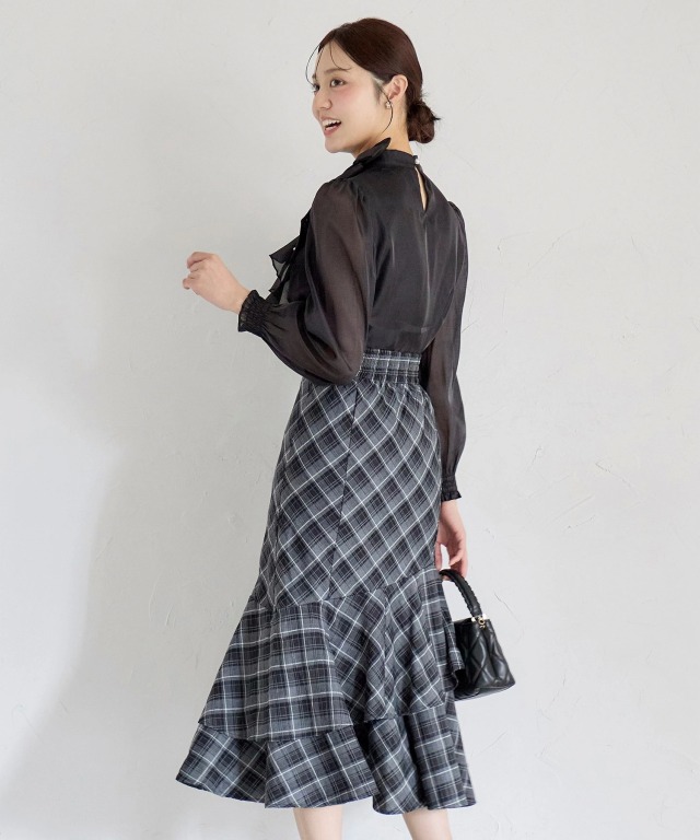 チェック柄ラッフルフリルスカート