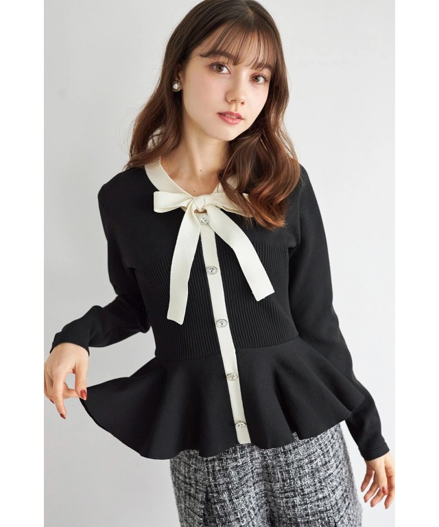 tocco closet ファー＆ビジュー付バックリボンニット ブラック 長袖 ビジュー釦付きボウタイリボンペプラムニットプルオーバー