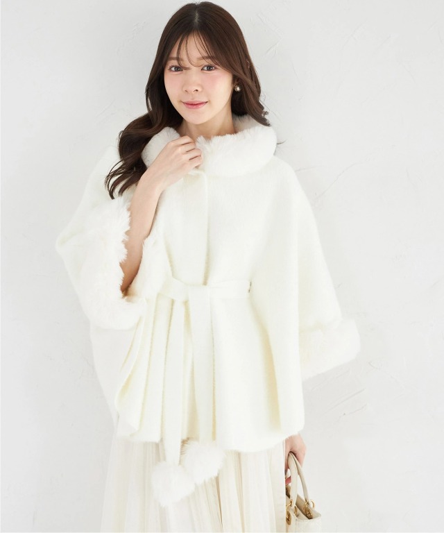 ファー付きポンチョ